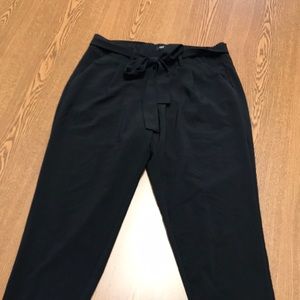Torrid cropped dress pants size 0